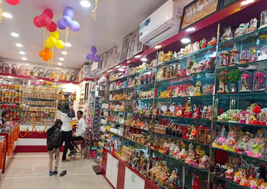  Gift & Novelty Store